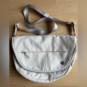 Lululemon all night festival bag